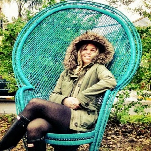 Meet your Posher, Jo - Picture 1 of 1